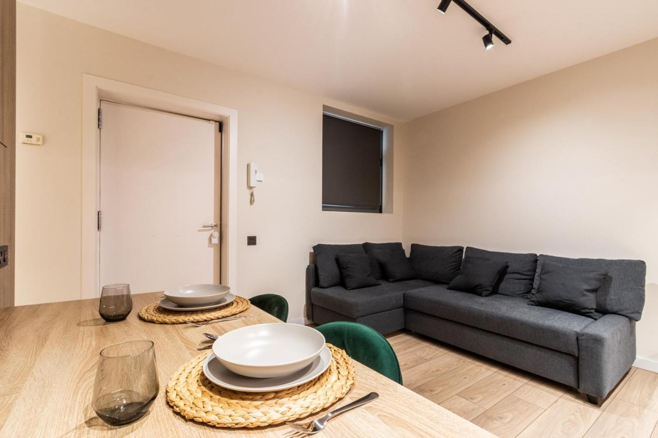 Exclusive Apartments Barcelona 4 Personas G Humet Terrassa Exteriör bild